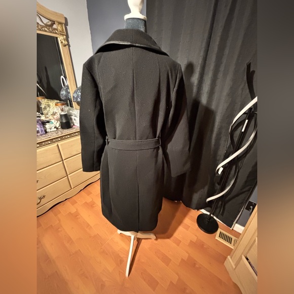 NWT Tahari Black Belted Mid Length Coat Size XL - Picture 6 of 11